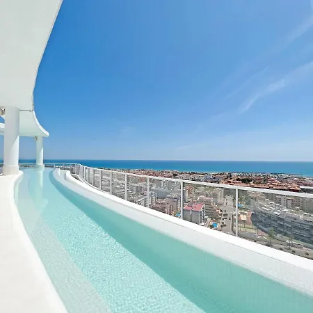 Global Properties, Con 2 Terrazas En Gran Canet *